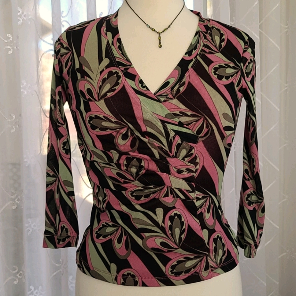Bisou Bisou pullover top
